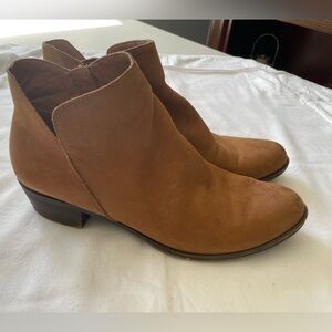 Lucky Brand Basel Women's Suede Ankle Boots Booties